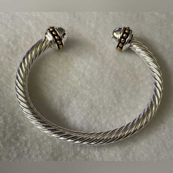 Beautiful Twisted Cable Bangle Stainless Steel with Silver Ball, NWOT! - Picture 5 of 6